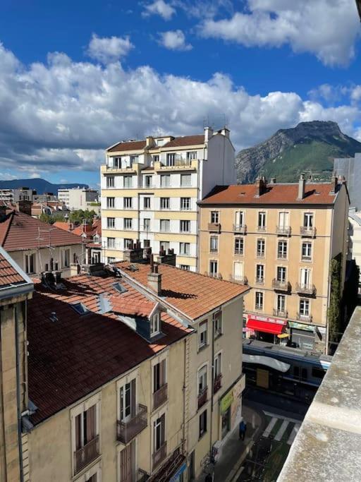 St Bruno - Studio Tropiques  Grenoble Dış mekan fotoğraf